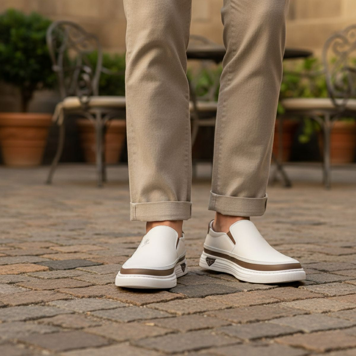 Men's Casual Slip-On Shoes in Genuine Leather – Comfortable Lightweight Footwear for Daily Wear and Travel