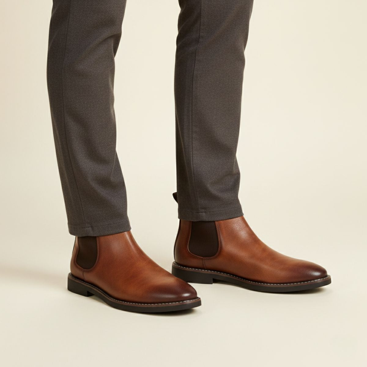 Men's Durable Leather Chelsea Boots – Classic Slip-On Design with Tailored Fit for Comfort and Versatile Style