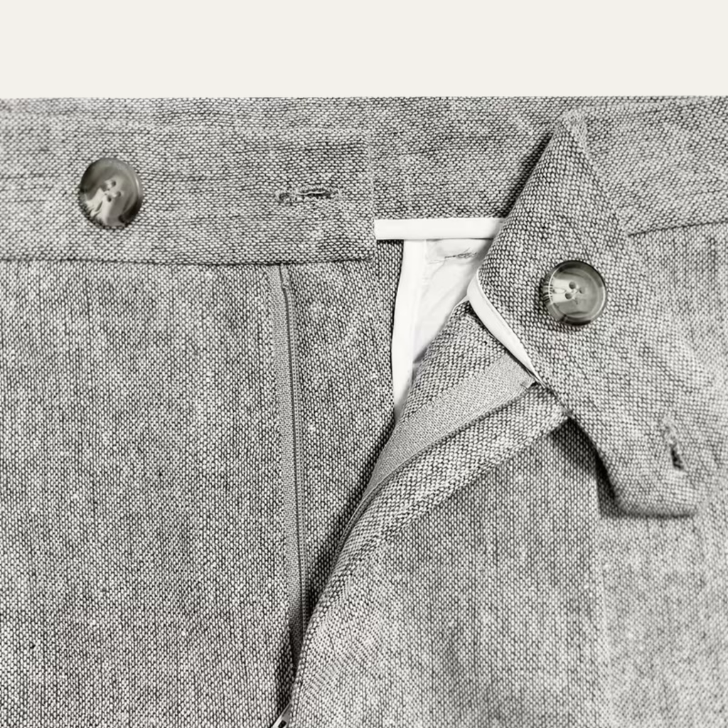 Men's Tailored Pleated Dress Pants in Black – Premium Fabric, Comfortable Fit for Business and Formal Wear